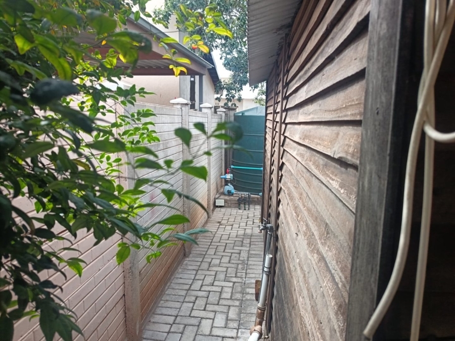 4 Bedroom Property for Sale in New Park Northern Cape
